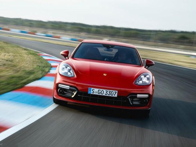 保时捷全新Panamera GTS官图发布 搭4.0T V8发动机