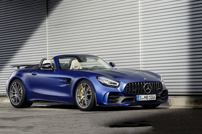 将亮相日内瓦 AMG GT R Roadster官图