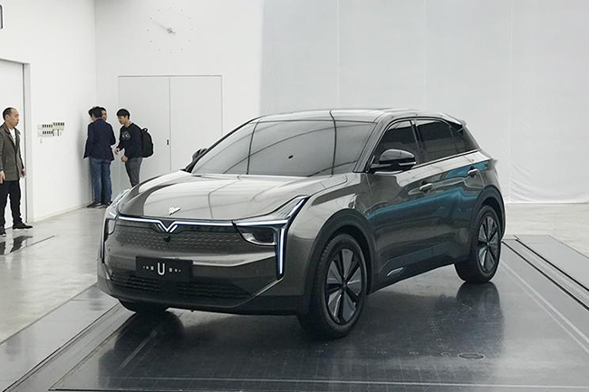 定位紧凑型SUV/配透明A柱 合众U亮相